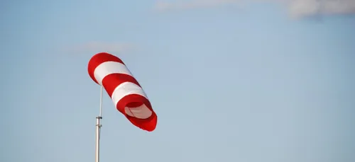 Tempête Freya : 33 départements en vigilance orange aux vents violents