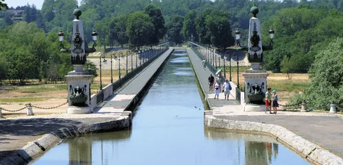 Loiret : le corps d’une Girondine retrouvé dans le canal de Briare