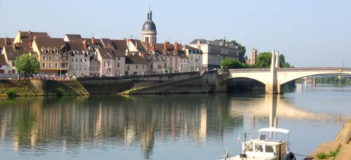Bourgogne : la Saône vidée de près d’une tonne de déchets