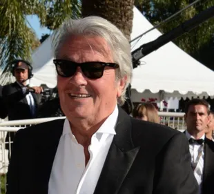 Alain Delon va-t-il quitter sa propriété du Loiret ?