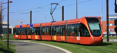 Le Mans : elle mord un policier dans le tramway