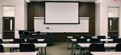 Le Mans : le proviseur du lycée Touchard-Washington est dans la...