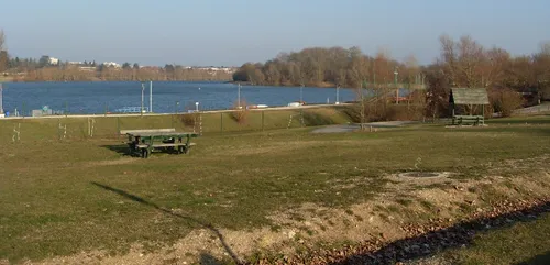 Orléans : un enfant de 5 ans hospitalisé après un accident de baignade