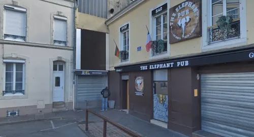 Le Mans : un homme grièvement blessé après avoir chuté d’un toit