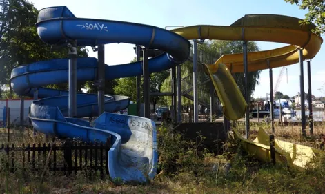 Nevers : les toboggans de la piscine de la Jonction à vendre