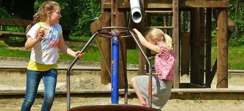 Sarthe : gêné par le bruit, un couple fait déplacer une aire de jeux