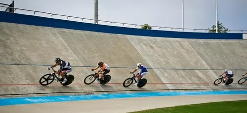 Loiret : à 93 ans, elle établit le record de France cycliste de...