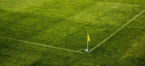 Football : premières sanctions après les incidents à Bourges-Moulon