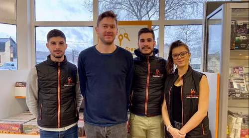 Succès au rendez-vous pour le vide-grenier permanent d’Angers !