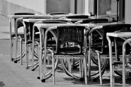 Sarthe : l’opération 1000 Cafés souhaite dynamiser les petites...