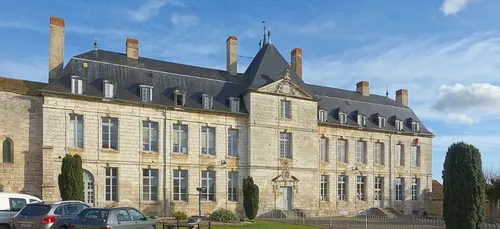 Yonne : la construction d’une école à la place d’un parc fait...