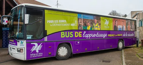 Le bus de l’apprentissage sillonne les routes de Saône-et-Loire