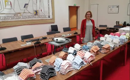 Fabrication de masques : la ville de Tours cherche des bénévoles