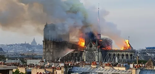 Notre-Dame : un an après l’incendie, l’une des cloches sonnera ce...