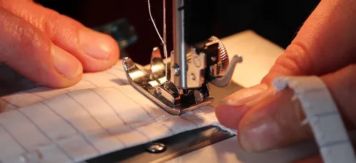 Orléans : appel à bénévoles pour fabriquer des masques pour les...