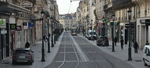 Ecoles, transports… La mairie d’Orléans détaille son plan de...