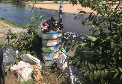 Orléans : vague de déchets sur les bords de Loire (photos)