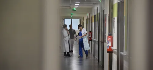 Orléans, Nevers ou encore Angers : le personnel soignant dans la...