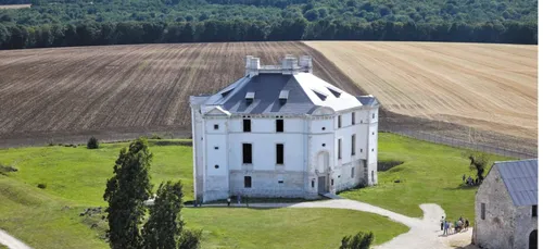 À la découverte du château de Maulnes, seul pentagonal de France