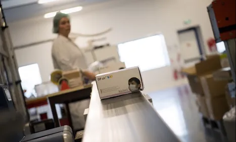 Le fabricant angevin de masques Kolmi-Hopen propulsé dans la cour...