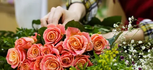 Confinement, mariages annulés… Les fleuristes nivernais tentent de...