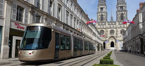 Orléans : bus et trams gratuits le samedi et commerces ouverts le...