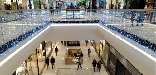 Fermeture de centres commerciaux : la liste des magasins concernés
