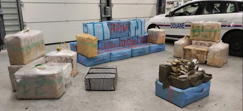 918 kilos de pollen de cannabis saisis au péage de Bourges