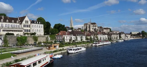 Le maire d’Auxerre auditionné par la brigade financière