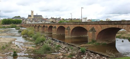 Nièvre : mesures de restriction « insuffisantes » pour le président...