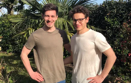 Gratitude : deux Angevins développent leur gamme de vêtements 100%...