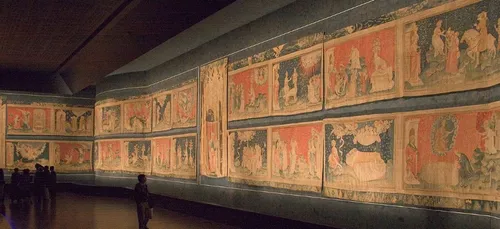 Angers : de nouveaux fragments de la tenture de l'Apocalypse...