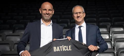 Football : le nouvel entraîneur du SCO Angers, Gérald Baticle,...