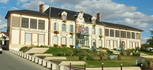 Féminicide de Monéteau : l’ex-conjoint mis en examen, minute de...