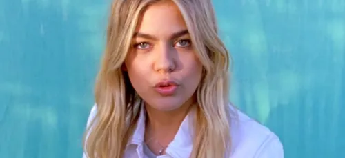 Louane : son très surprenant rêve le plus fou ! (Vidéo)