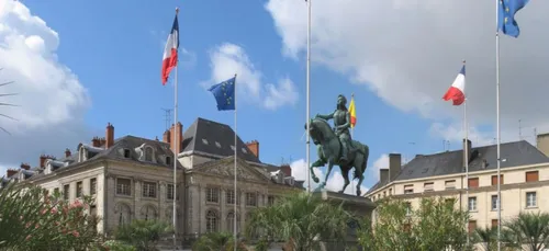 Orléans : une enquête suite aux propos racistes contre Jeanne d’Arc...