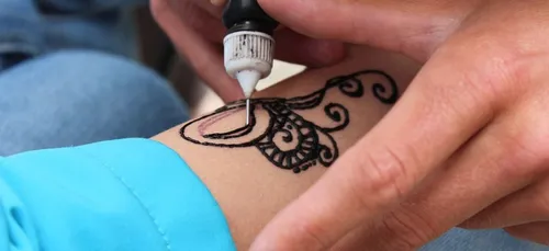 Bientôt un tatouage qui disparaît et apparaît à volonté