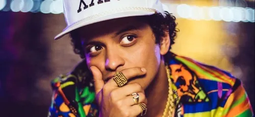 Bruno Mars est au cœur d’une polémique (Vidéo)