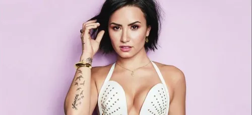 Demi Lovato révèle son alcoolisme en plein concert (Vidéo)