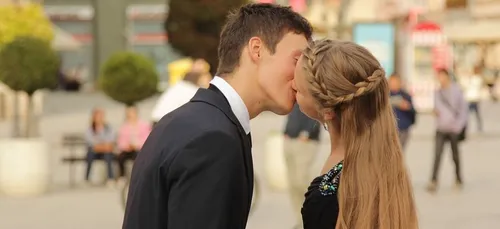 Sexe : voici la couleur idéale à porter pour emballer au premier rdv !