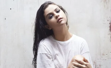 Selena Gomez : sa surprenante réaction face aux photos de The...