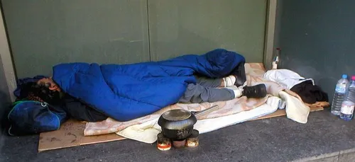 Orléans : les SDF des arcades bientôt expulsés ?