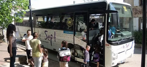 Indre-et-Loire : Un car scolaire accidenté à Berthenay