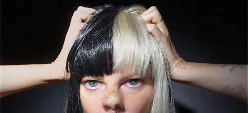 Sia chante avec Natalie Portman