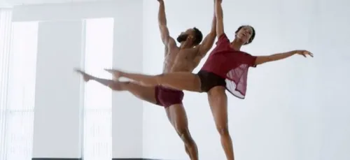 Un ballet sur du Adele: sublime!