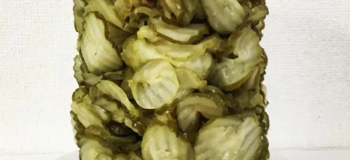 Il commande 700 cornichons dans son whooper!