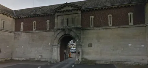 Le ravitaillement au soutien-gorge