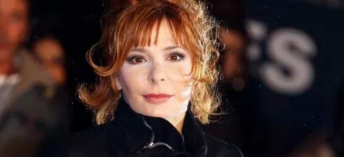Mylène Farmer change de maison de disques