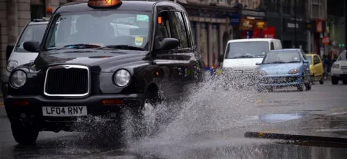 La police de Londres recherche un éclabousseur en série