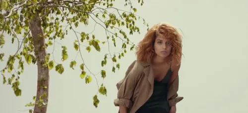 Tal dévoile son nouveau clip